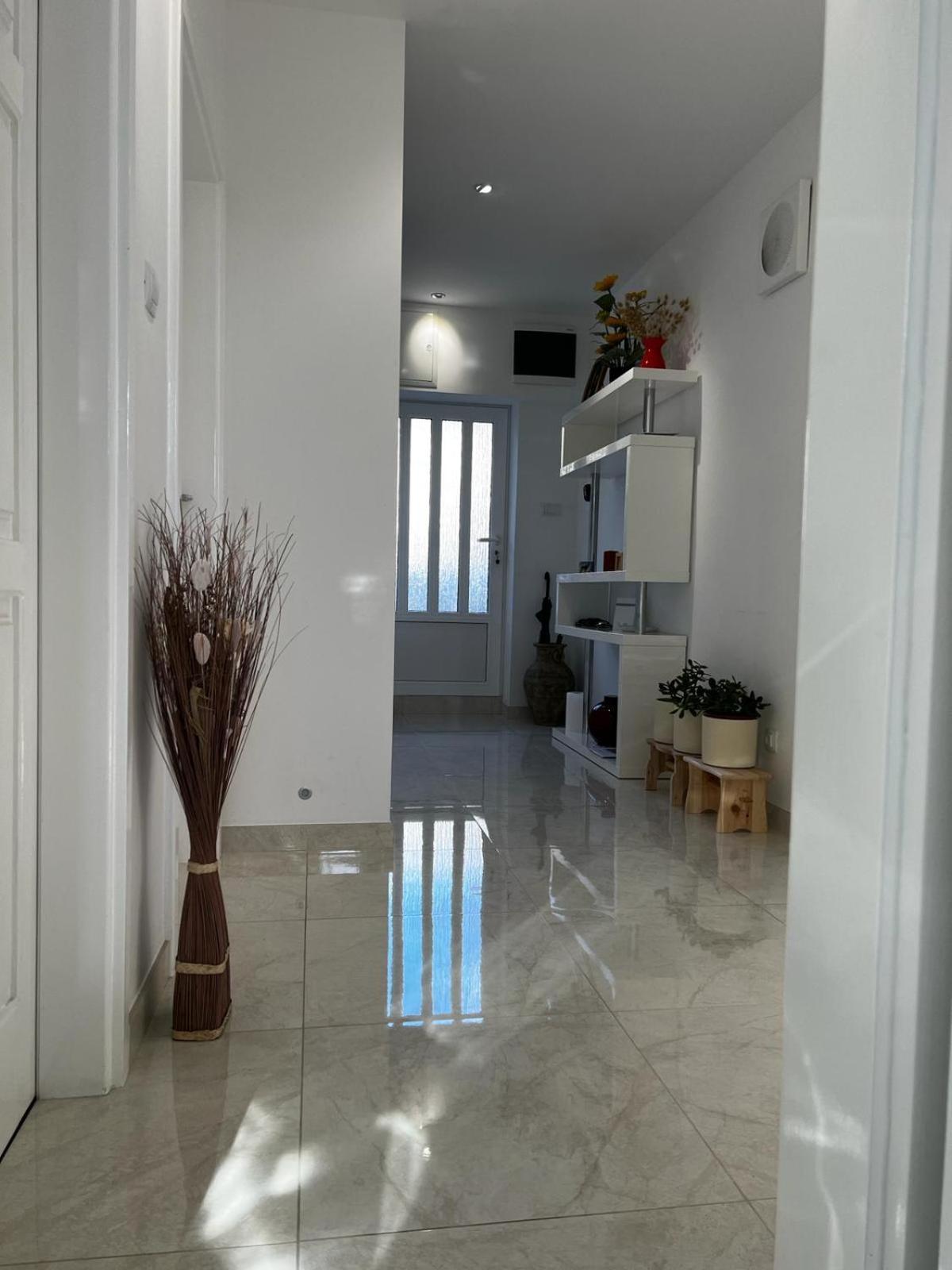 Apartment Marina Komiža Kültér fotó