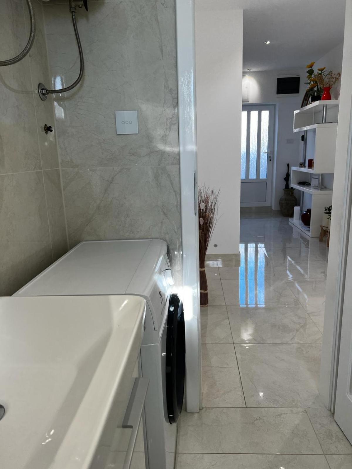 Apartment Marina Komiža Kültér fotó