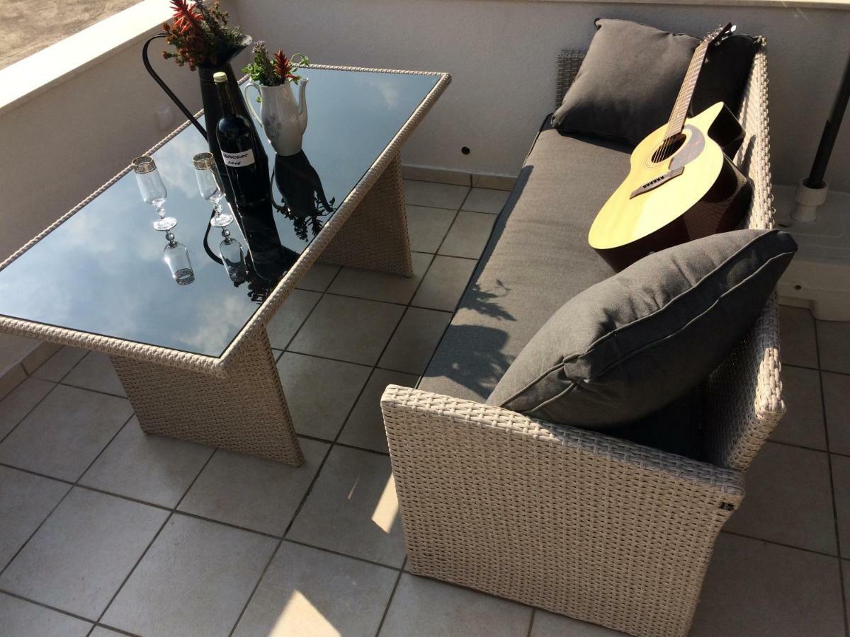 Apartment Marina Komiža Kültér fotó